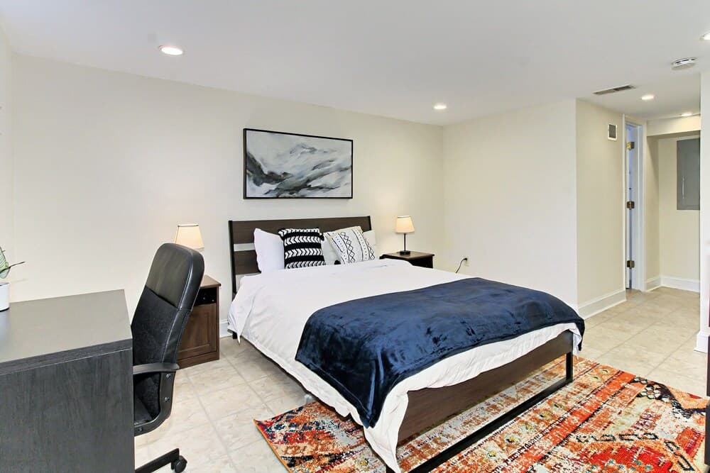 Beautiful 3br/2ba Colonial House | CozySuites