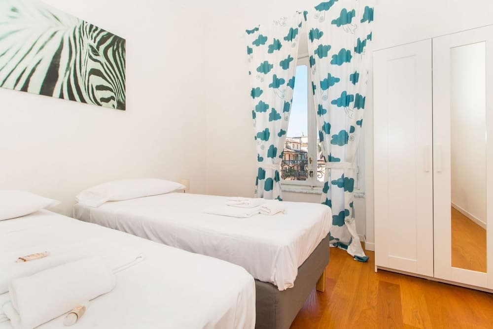 Porta Nuova & Parco del Valentino Roomy Flat