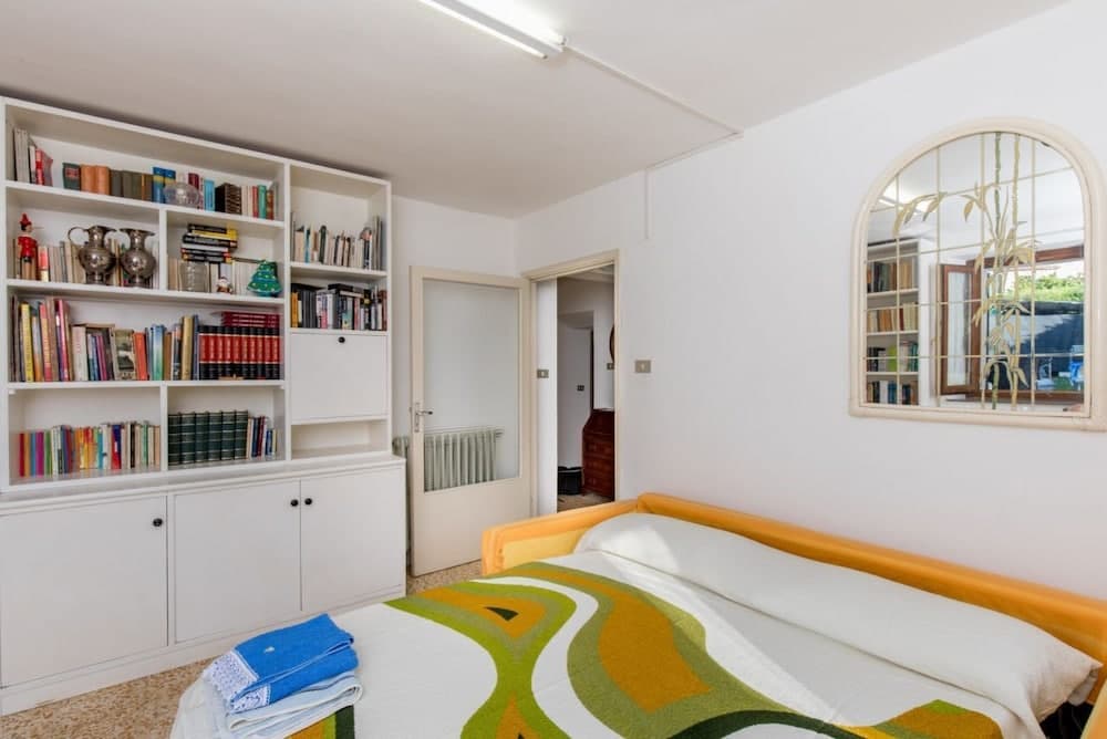 Borgo Santa Lucia Apartment with Private Parking & Garden