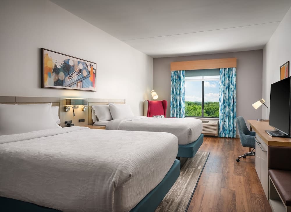 Hilton Garden Inn Grapevine at Silverlake Crossing