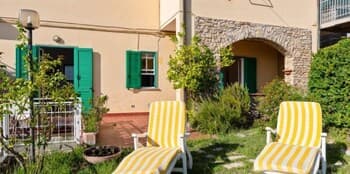 Fiascherino Apartment with Private Parking & Seaview