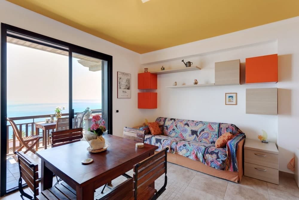 Taormina Panoramic Seaview Apartment