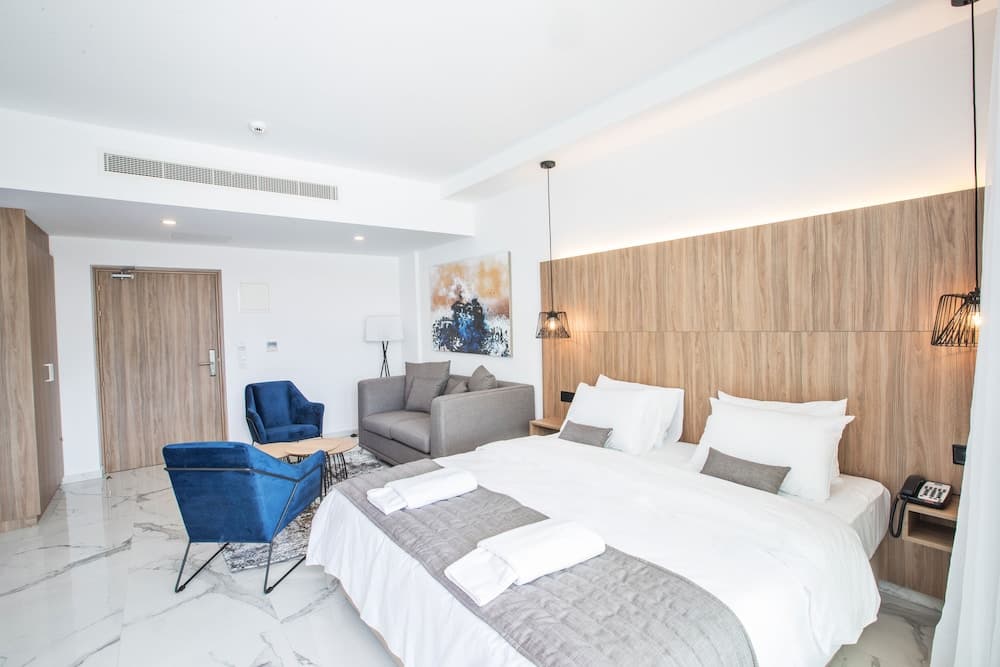 The Blue Ivy Hotel and Suites