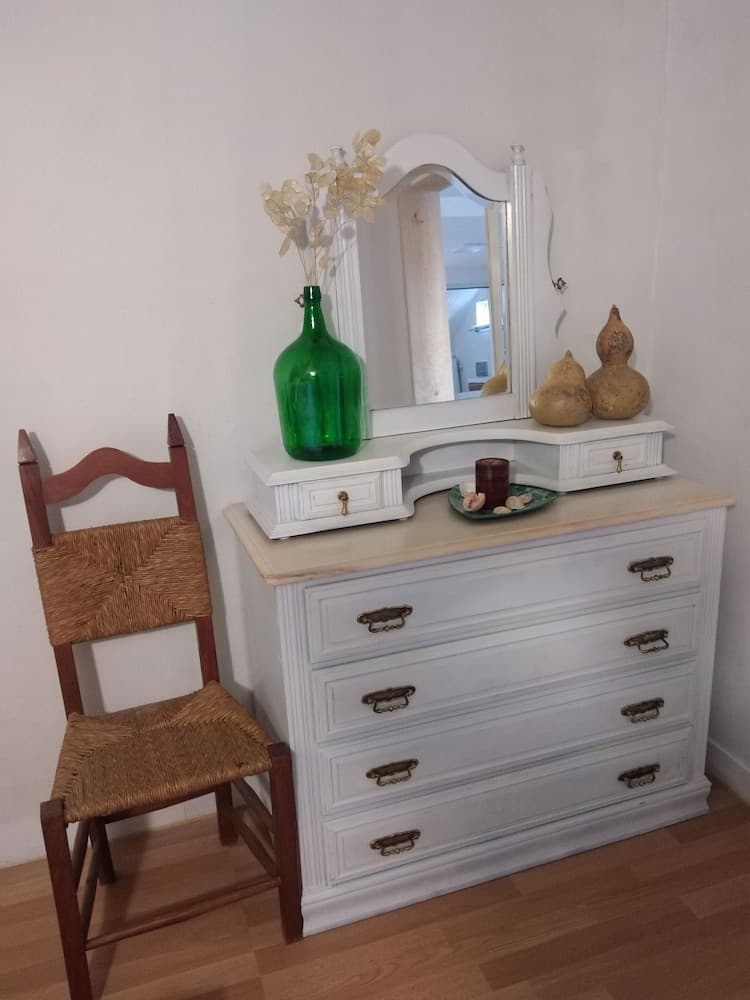 Charming 2-bed House in Sesimbra