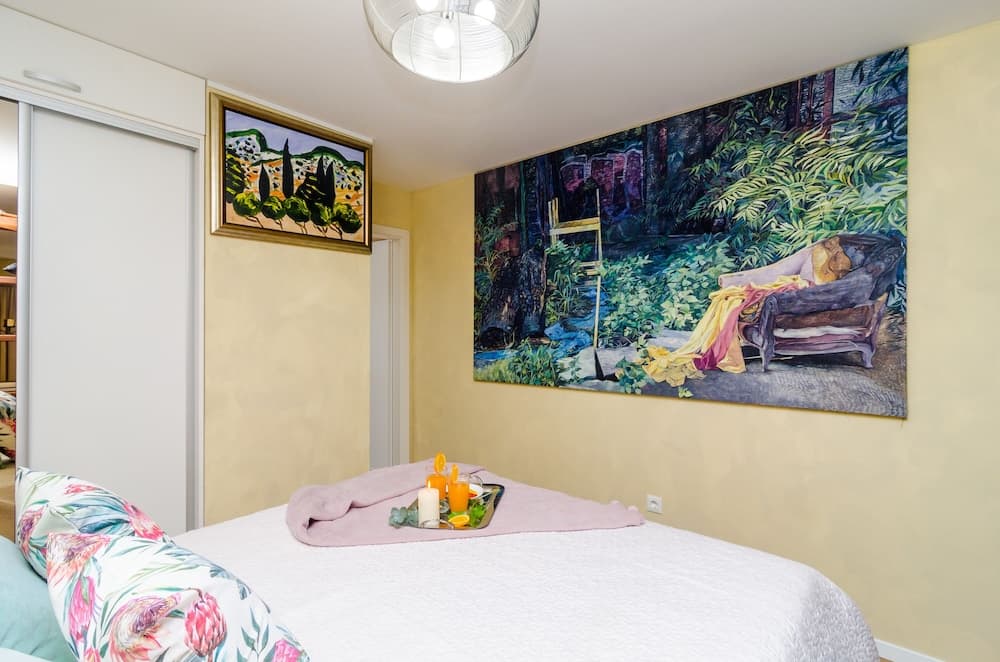 Apartment City Getaway