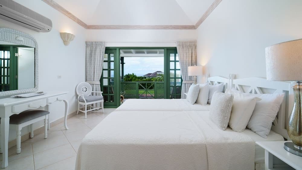 Sugar Hill - Frangipani by Blue Sky Luxury