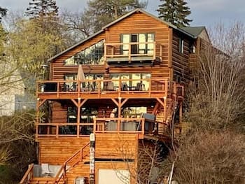 Inn on Bigfork Bay John Wayne