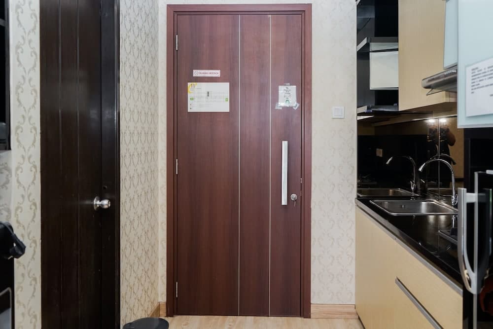 Fabulous Studio Room at Scientia Residence Apartment