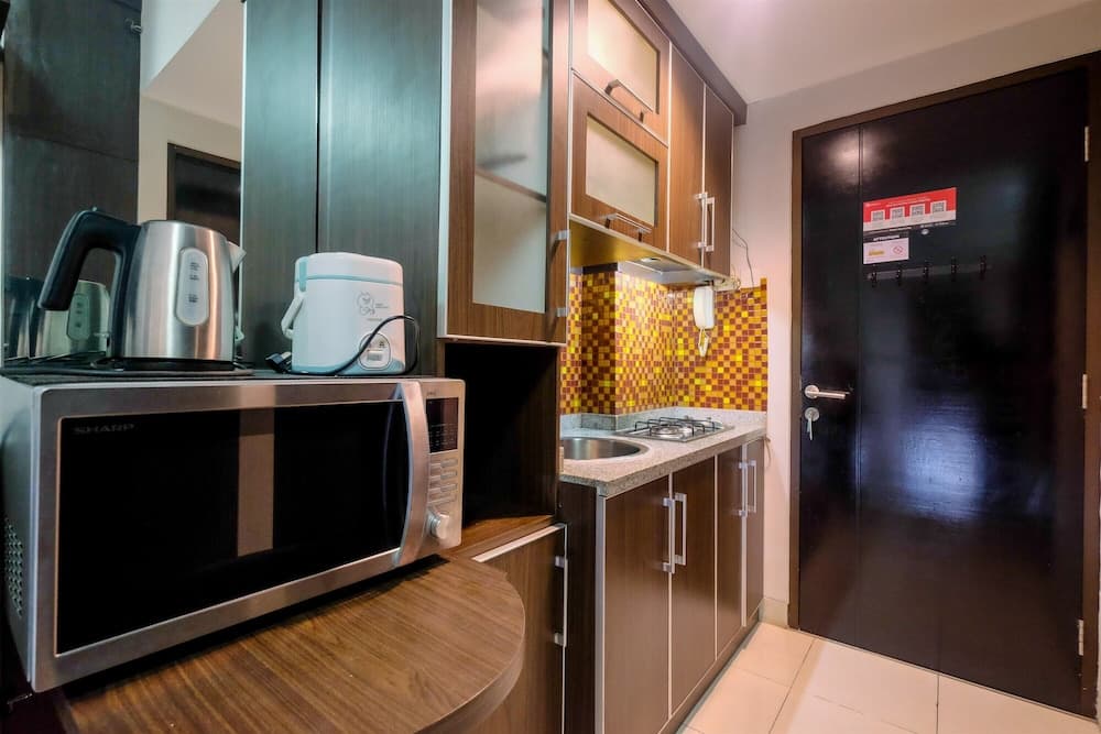 Elegant and Comfy Studio Apartment Tamansari Sudirman