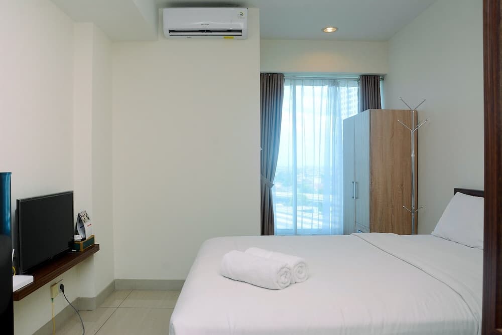 Relaxing and Homey Studio Grand Kamala Lagoon Apartment