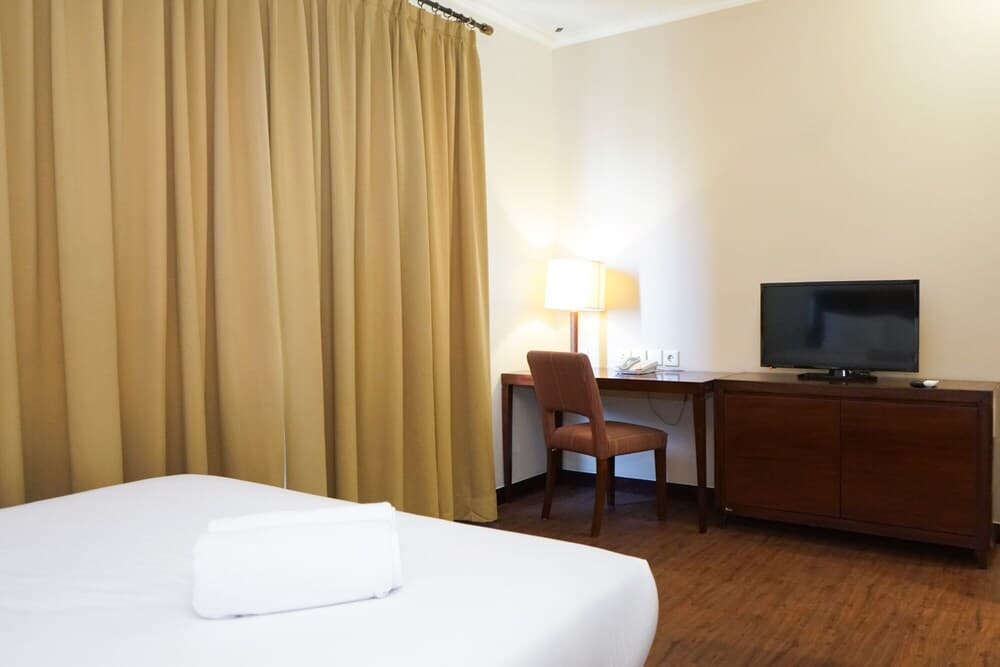 Comfy 1BR Queen Bed Ancol Marina Apartment near Dufan