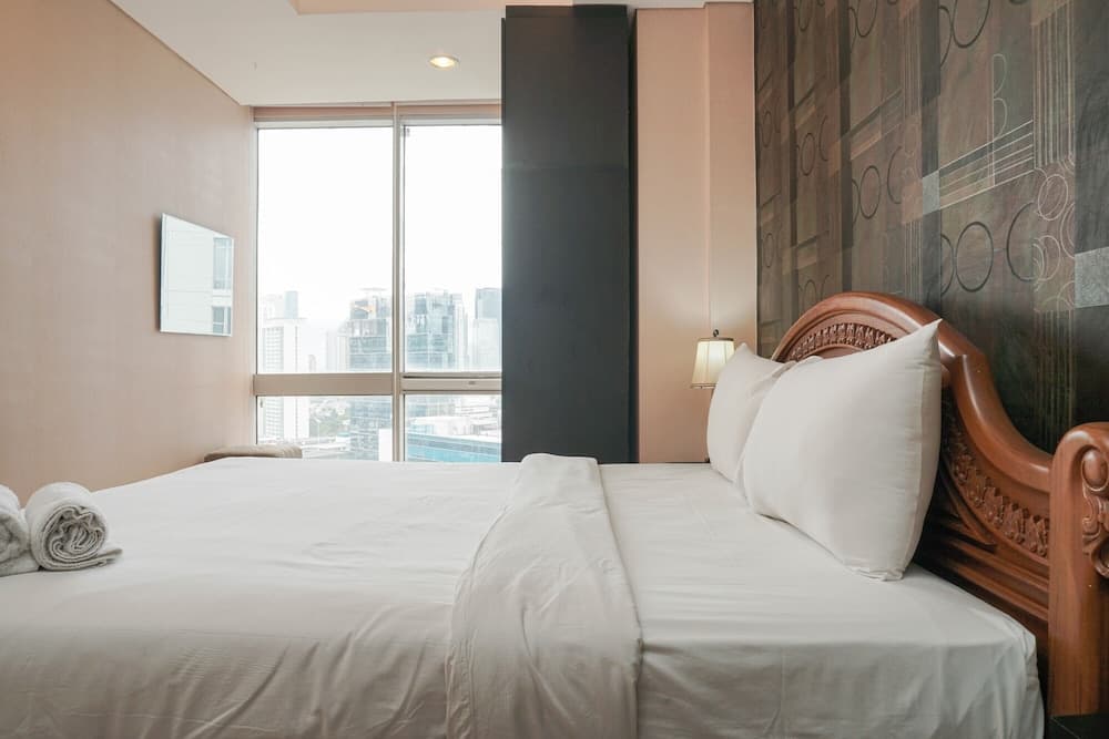 Comfortable and Beautiful 2BR at The Empyreal Apartment