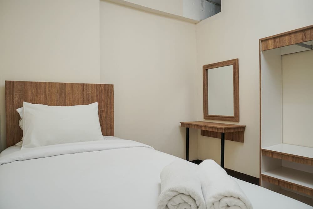 Homey and Simply For 2BR Pluit Sea View Apartment