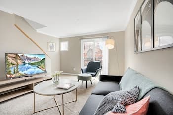 Kasa Downtown Louisville