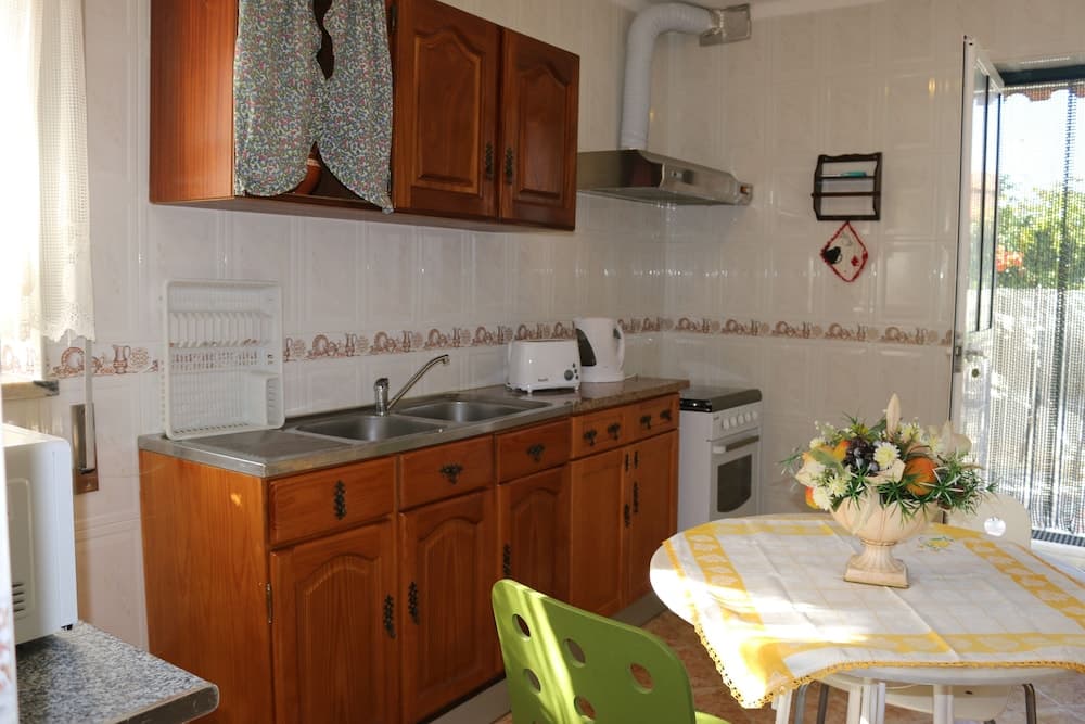 Apartment, With Full Kitchen, Bedroom With Double bed and Bathroom,