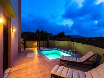 Suite With Private Pool