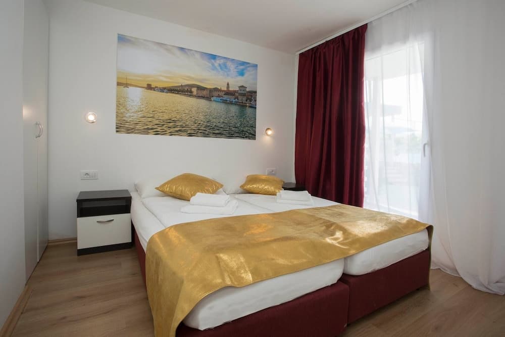 Beachfront Mobile Homes Village