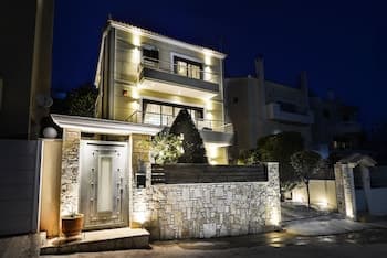 Elegant Villa by B&E