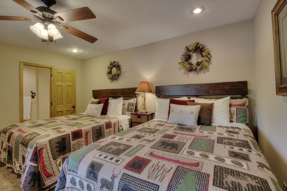 Country Roads By HoneyBear Cabins