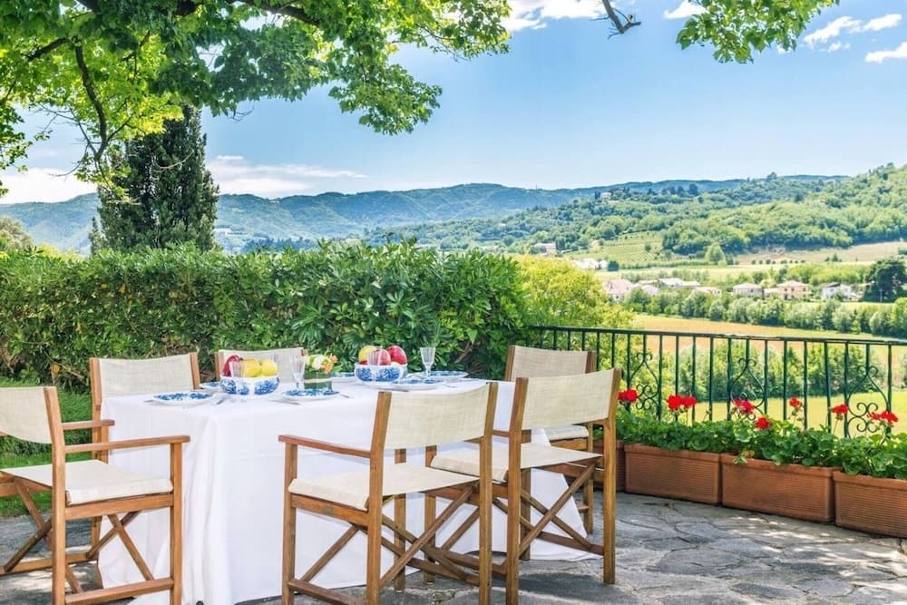 Stunning 6-bed Private Villa With Pool Near Venice