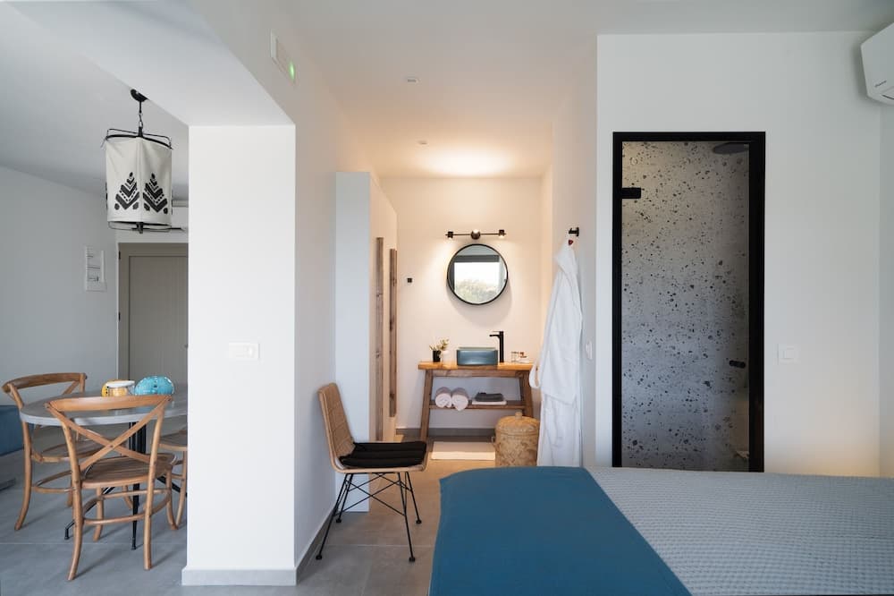 Pignolia Suites - Adults Only