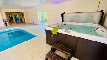 Torbay Rise - With Pool hot tub Sauna gym Games Cinema Room sea Views