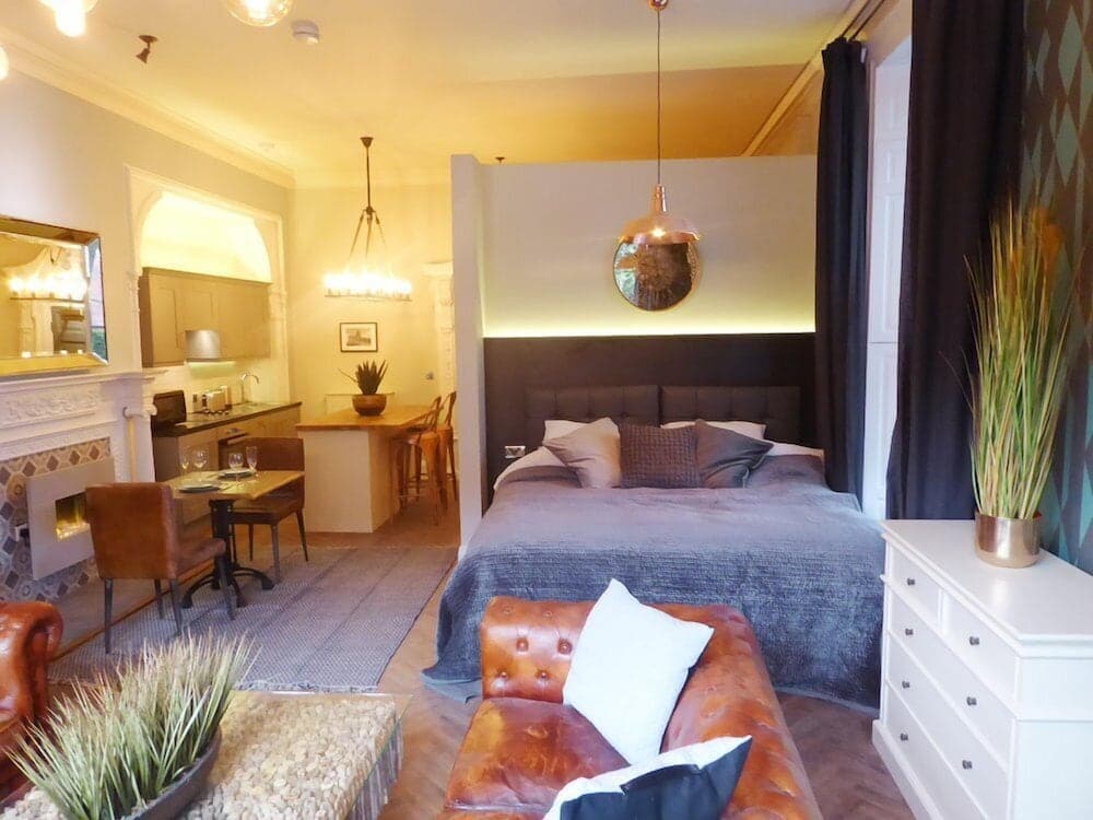 The Deakin at Claremont Apartments