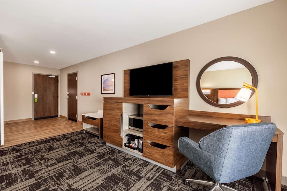 Hampton Inn & Suites Benton Harbor