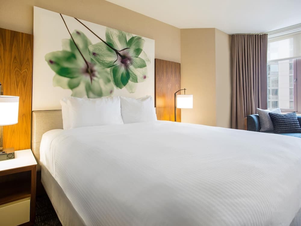 Fairmont Chicago at Millennium Park Gold Experience