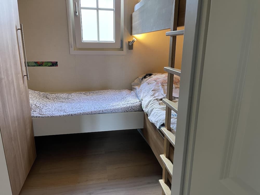 Enjoyin Luxury Chalet With Swimming Pool