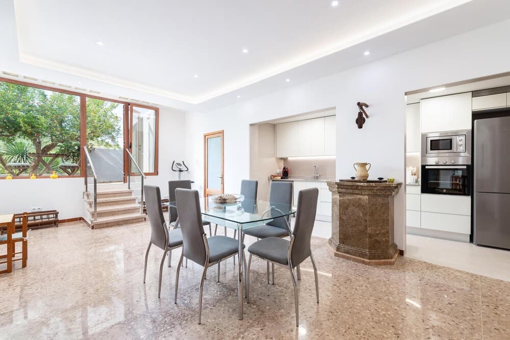 SA Llimonera - Charming Town House With Patio and Garden Free Wifi