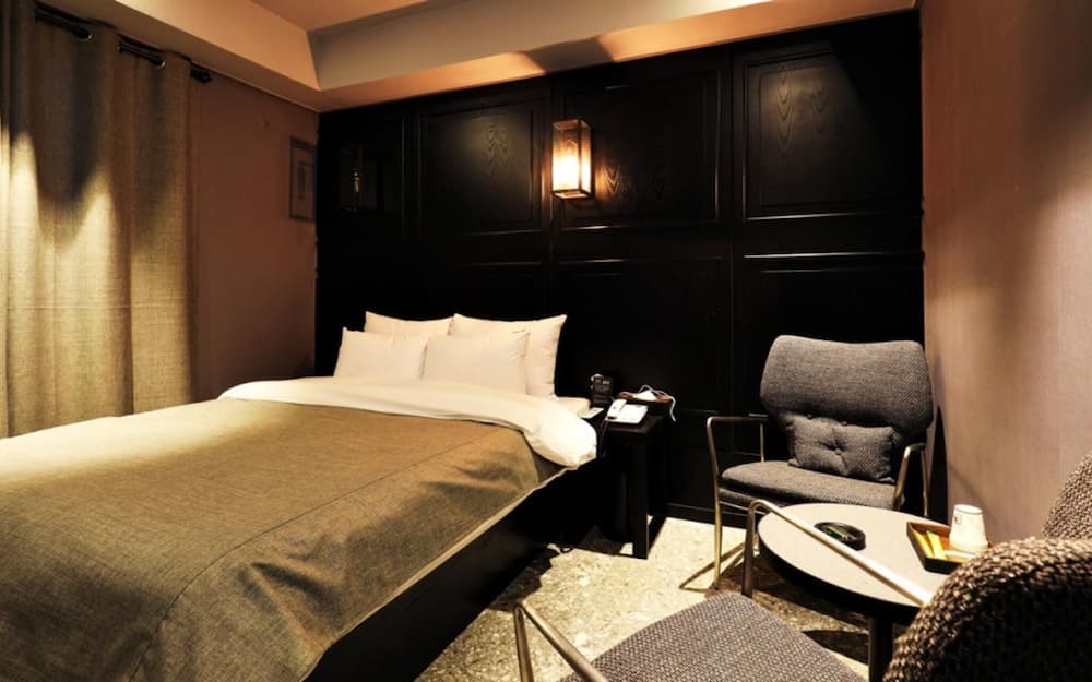 Yongsan Rainbow Hotel