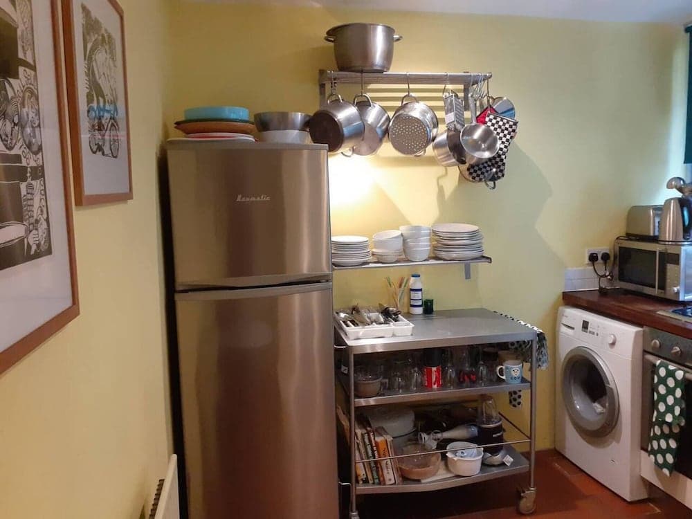 3 bed Apartment With Garden in Zone one se1