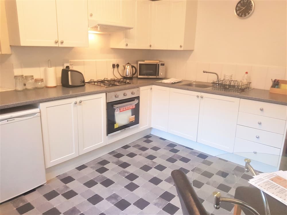 4 bedroom town house