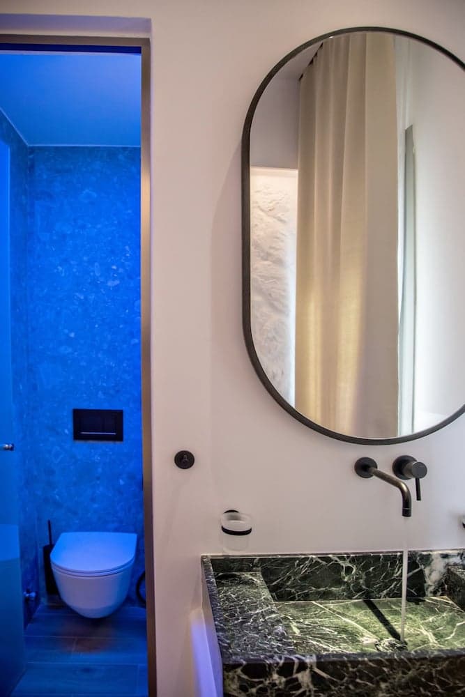 Levantes Luxury Suites I II