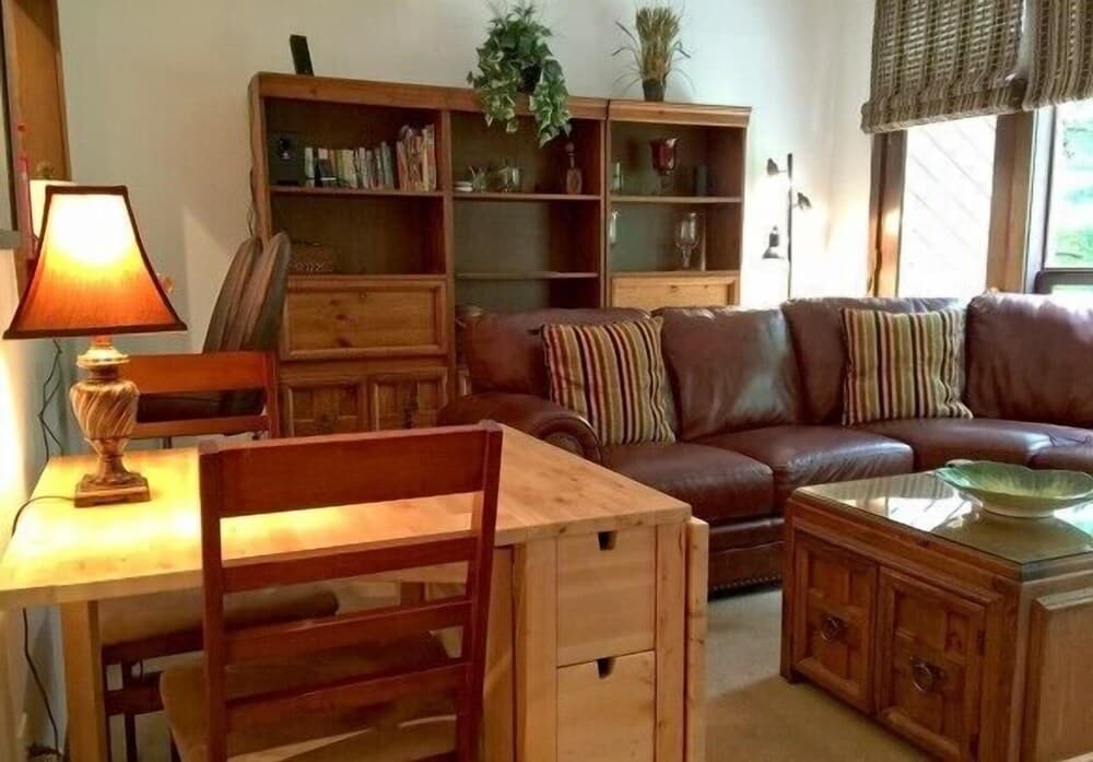 Mt Baker Lodging Condo 31- Sleeps 2