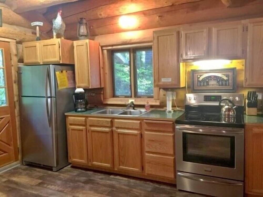 Mt Baker Lodging Cabin 10 Sleeps 8