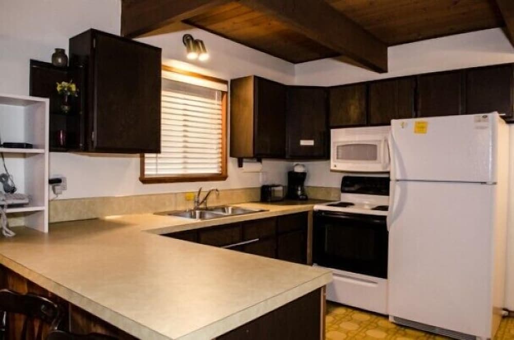 Mt Baker Lodging Cabin 27 - Sleeps 10