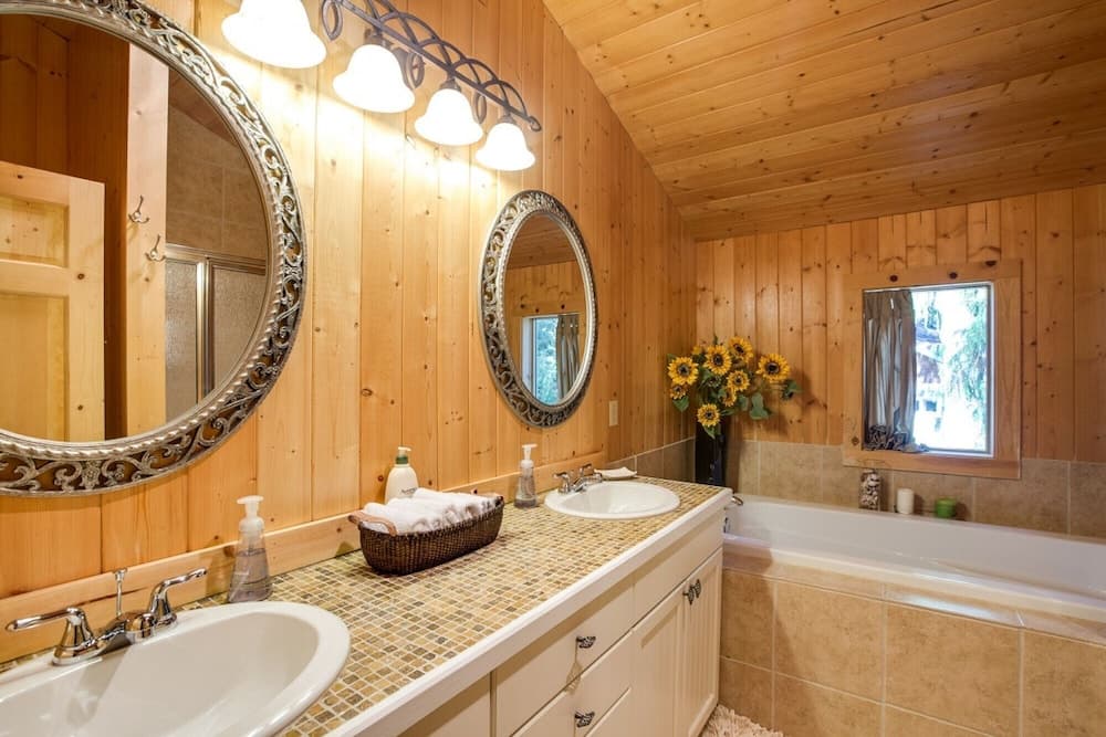 Mt Baker Lodging Cabin 61 - Sleeps 6