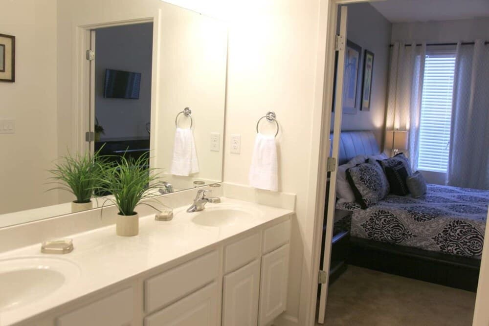 Comfortable Home With Game Room Near Disney