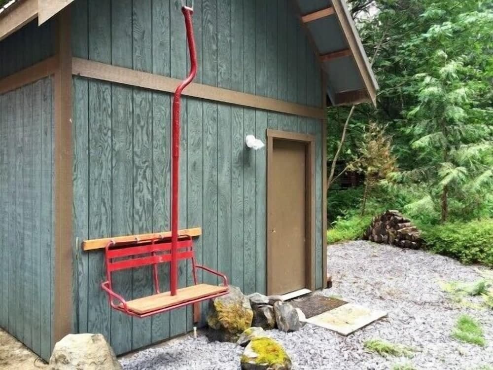 Mt Baker Lodging Cabin 99 - Sleeps 6