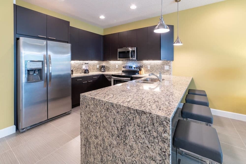 Charming Townhome With Private Pool Near Disney