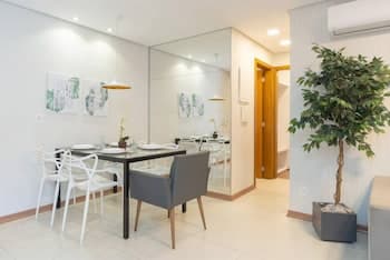 Apto de 2 Quartos Acomoda 6 Pessoas