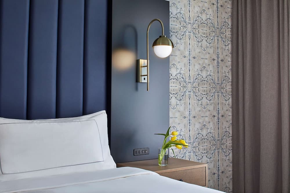 The Hamilton Alpharetta, Curio Collection by Hilton