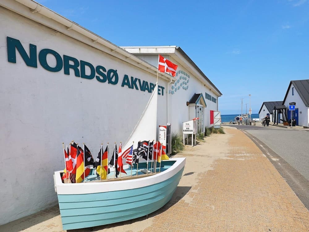 Bright Coastal Retreat in Vorupor-by Traum