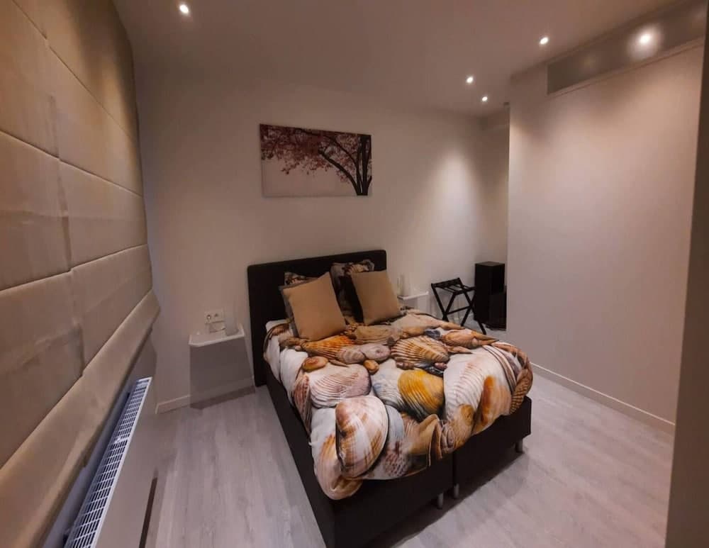 Apartment in Zuienkerke With Terrace