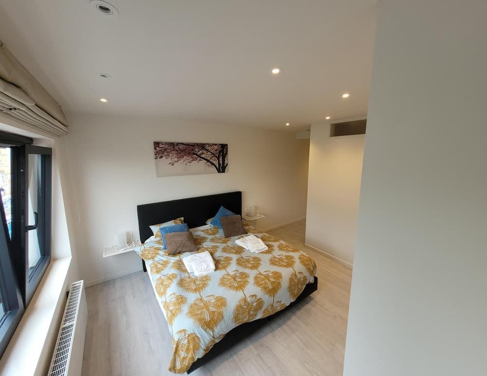 Apartment in Zuienkerke With Terrace