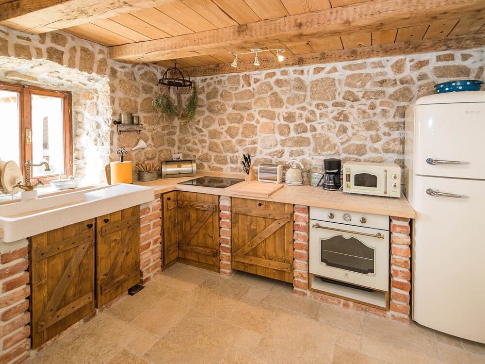 Amazing Villa With Pool and sea View Surrounded by Nature