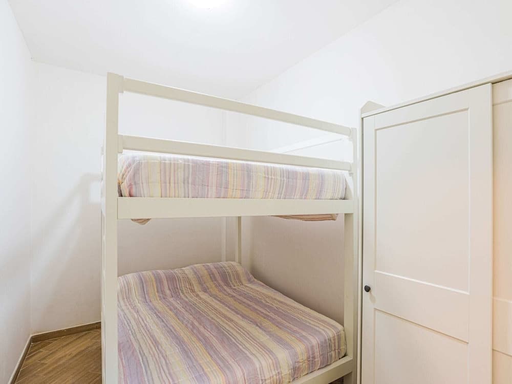 Delightful Apartment in Fondachello With Private Garden