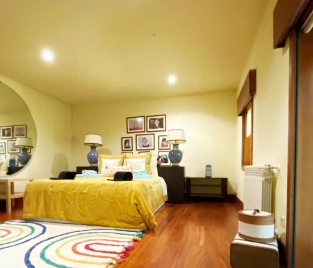 Impeccable 5 Bed House in Santa Cruz do Douro